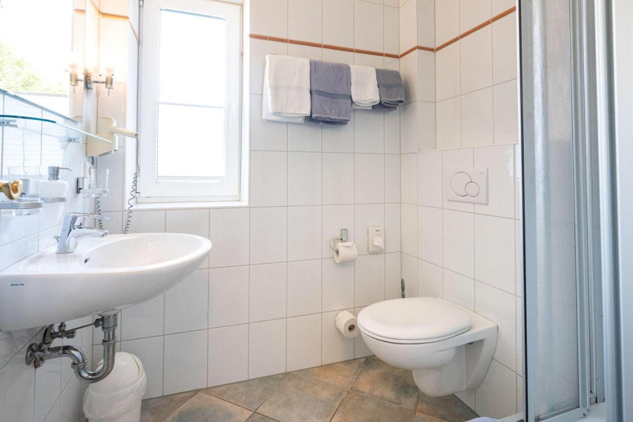 Ferienwohnung Flippi-S-Hues-Ost Westerland Exterior foto
